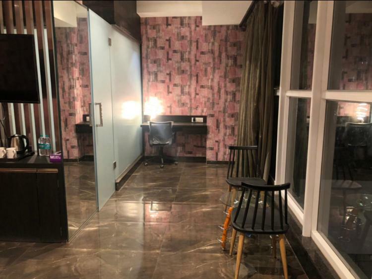 Virat Ambe Sports Club Hotel Ulhāsnagar Eksteriør billede